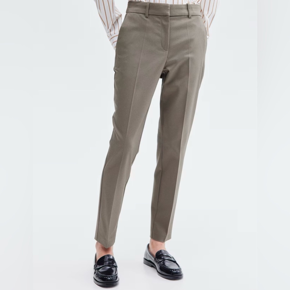 H&M olive gray/greenish ankle pants. Size 18. Only worn once.